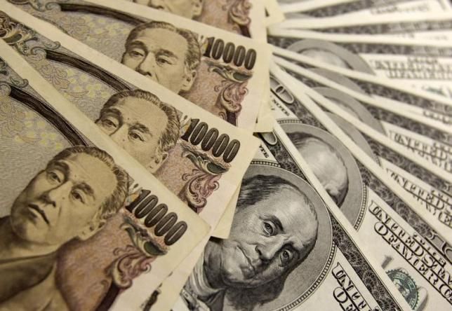 US dollar and yen rise after weak Chinese data