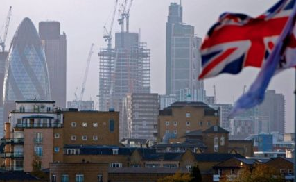 The British economy fell to its lowest level since February 2021 in August