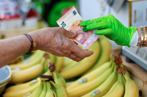 French inflation unexpectedly declines in September