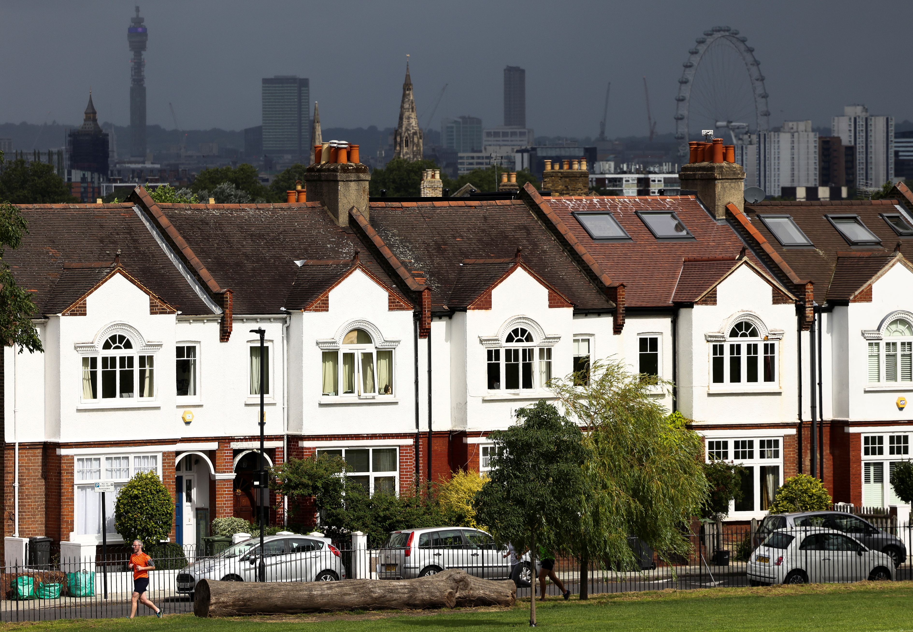 UK house prices rise more than expected in December