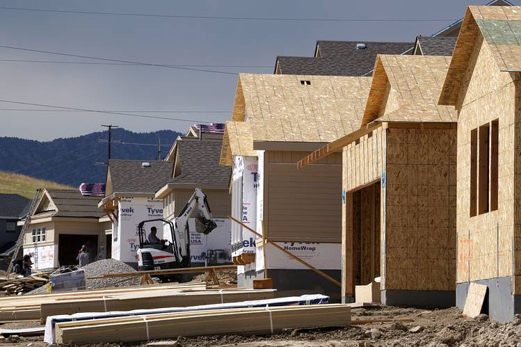 US home building permits rises to 13-year high in December